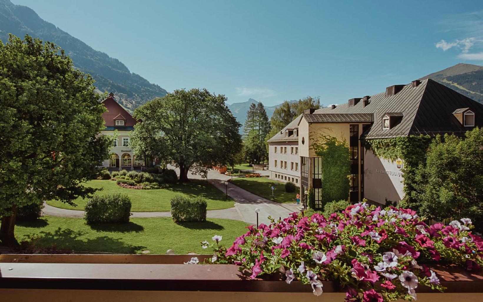 Appartement Hotel Panorama-Im Bademantel Direkt In Die Alpentherme 巴特霍夫加施泰因 外观 照片