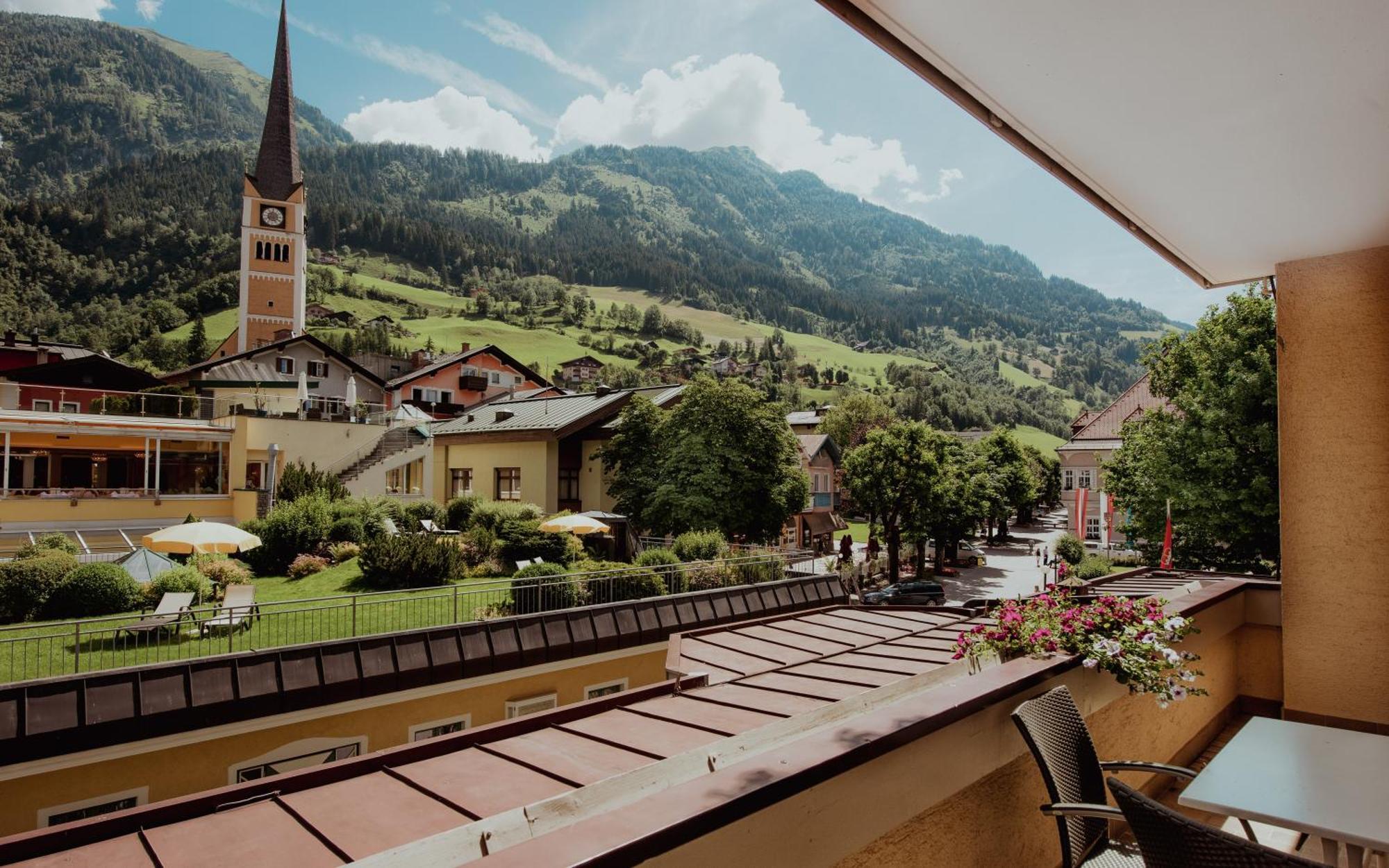 Appartement Hotel Panorama-Im Bademantel Direkt In Die Alpentherme 巴特霍夫加施泰因 外观 照片