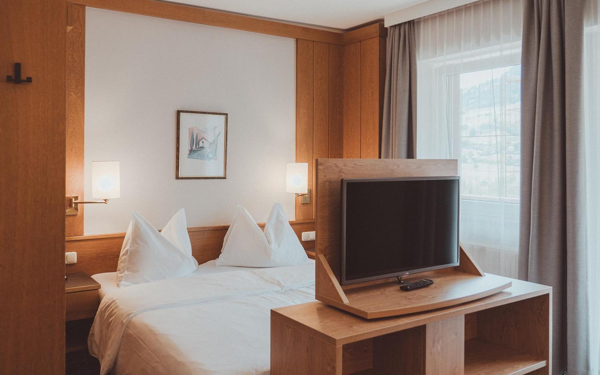 Appartement Hotel Panorama-Im Bademantel Direkt In Die Alpentherme 巴特霍夫加施泰因 外观 照片